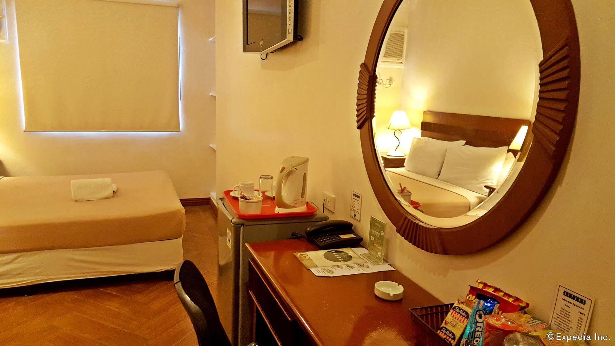 Avitel Hotel Makati City Exteriér fotografie