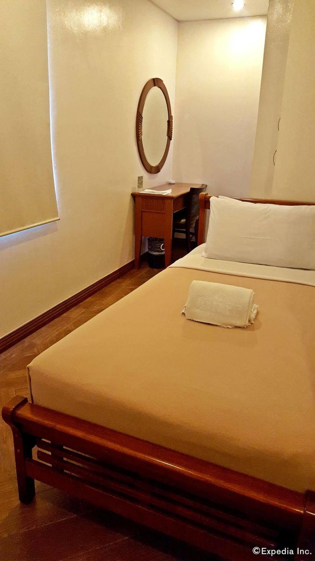 Avitel Hotel Makati City Exteriér fotografie