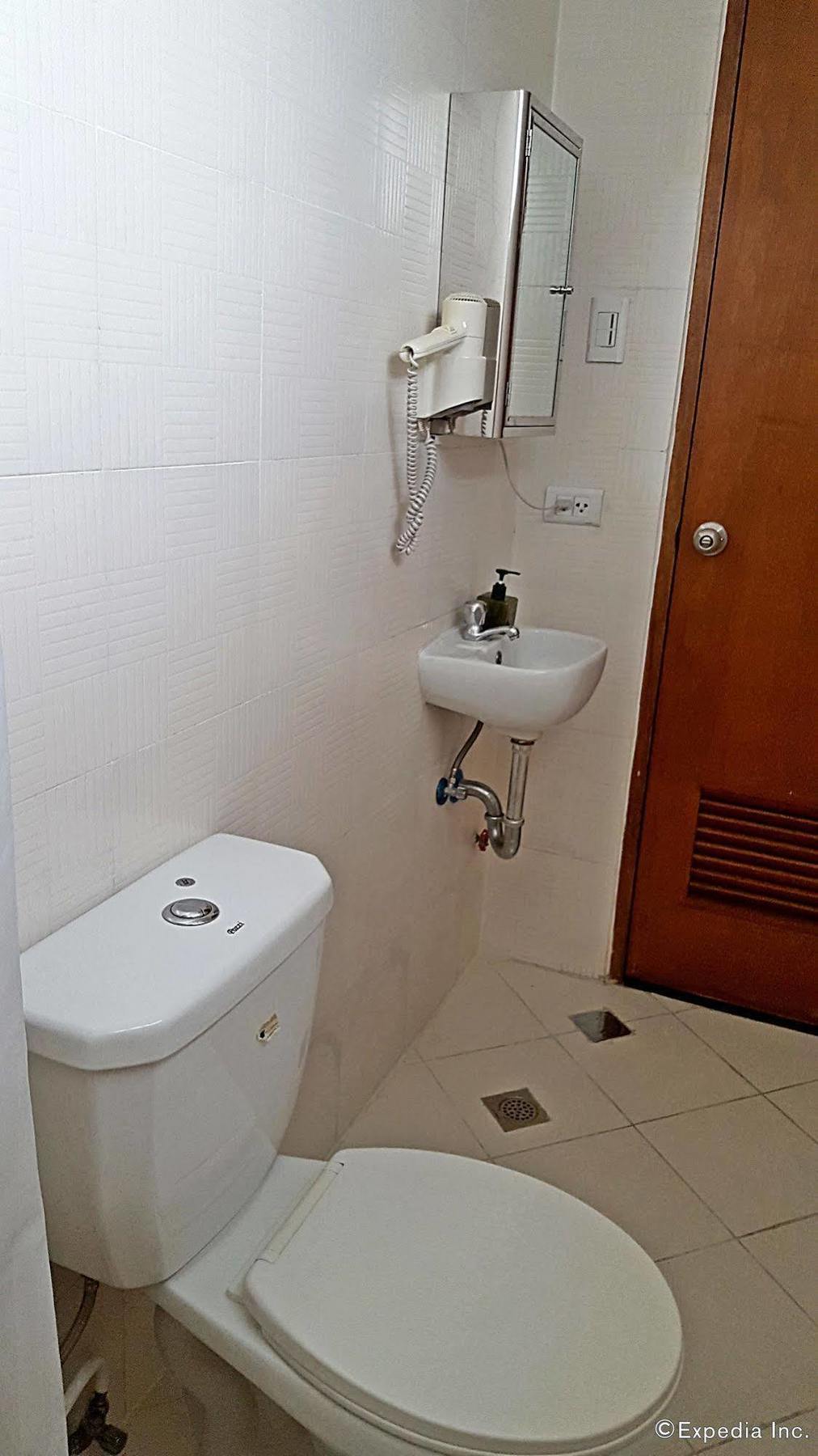Avitel Hotel Makati City Exteriér fotografie